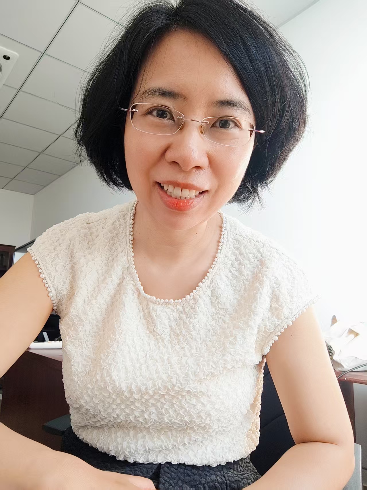 Emma Yu Jin (靳宇)